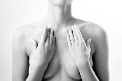 Im Kampf gegen die Schwerkraft: 5 Tipps für schöne und straffe Brüste