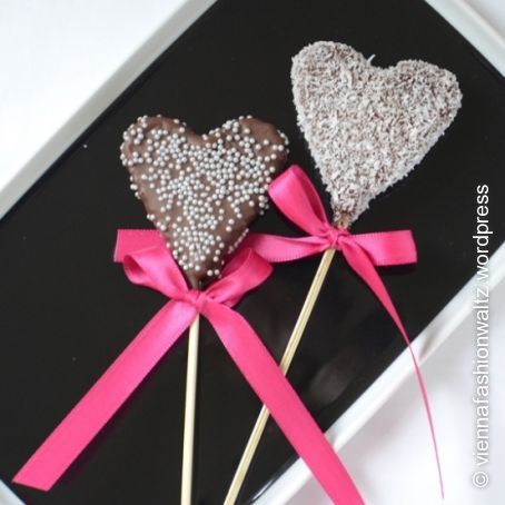 - Valentinesspecial - Cake Pops in Herzform