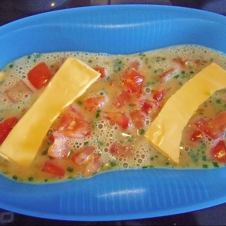 Rührei mit Tomaten und Käse Omelett Meister