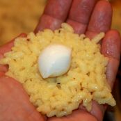 FRITTIERTE Reisbällchen mit MOZZARELLA-Füllung! Arancini di Riso - eine Spezialität aus Sizilien! - Schritt 2