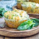 Herzhafte Muffins mit Spinat und Feta