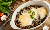 Überbackene Champignons mit Ei und Parmesan: Eine originelle und leckere Beilage