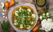 Die gesündeste Pizza der Welt: Blumenkohl-Pizza mit Zucchini