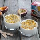 Exotisch-fein: Kokos-Panna-Cotta mit Passionsfrucht