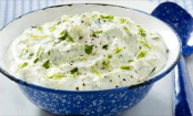 Griechisches Tzatziki selbst gemacht - so geht's