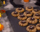 Ihr werdet kreischen, so süß sind die: Gruselige Erdnussbutter Spinnencookies für Halloween