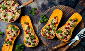 Winterlicher Gaumenschmaus: Butternut gefüllt mit Bulgur und Cranberries
