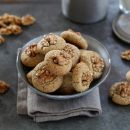 Wolkenleichte WALNUSSAMARETTI