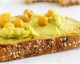 Gesund, lecker, leicht: Avocado-Hummus