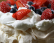 Mini-Pavlova mit Beeren: süß, sommerlich und superlecker