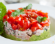 Die ideale Vorspeise für Gäste: Thunfisch-Avocadotatar mit Kirschtomaten