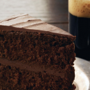 Köstlicher SCHOKOLADENKUCHEN mit SCHWARZBIER