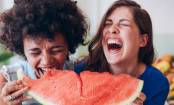 Kalorien verbrennen durch Lachen: so kann Lachen beim Abnehmen helfen