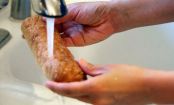 Super Tricks: So wird hartes Brot wieder wie frisch aufgebacken