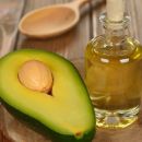 Für Haut, Haar und Wohlbefinden: Avocadoöl ist der neue Alleskönner in Sachen Beauty