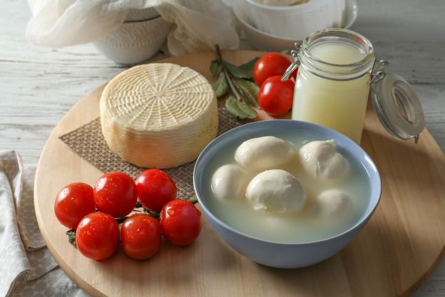 Einfach wegschütten? Dafür könnt ihr das Mozzarella-Wasser verwenden