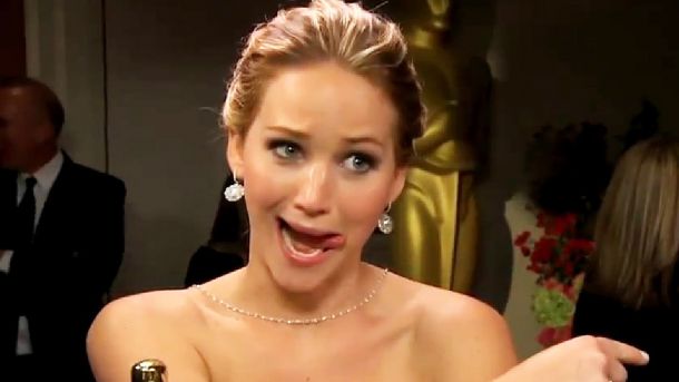 Jennifer Lawrence tötet mit ihrem Po fast einen Mann