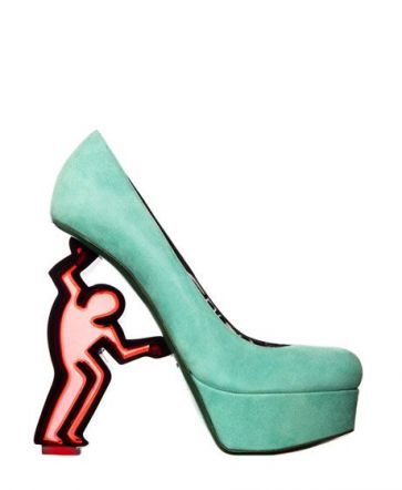 These 10 (CRAZY) SHOES are made for walking... ABER WIE??