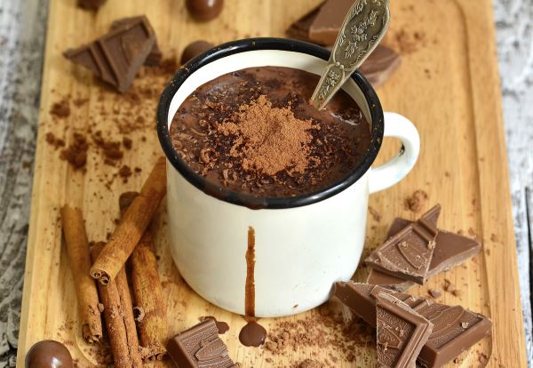 Flüssiger SCHOKI-Traum: ORIGINAL Schweizer heiße Schokolade
