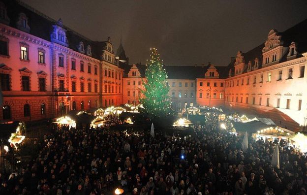 romantischer Weihnachtsmarkt Thurn und Taxis