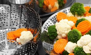 Backen, Braten, Kochen & Co: Die wichtigsten Garmethoden im Vergleich