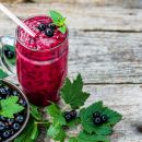 Supergesund, cremig und fruchtig: Unser Johannisbeersmoothie (Saisonal ist er auch noch :D)