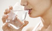 Mythos oder Fakt? Hilft Wasser trinken vor den Mahlzeiten beim Abnehmen?