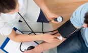 Gesunde Ernährung kann Bluthochdruck ebenso EFFEKTIV senken wie Medikamente