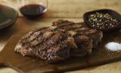 Argentinische Küche - saftige Steaks und aromatische Rotweine