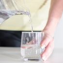 Wundermittel Wasser: Trinkt euch in 10 TAGEN zum FLACHEN BAUCH