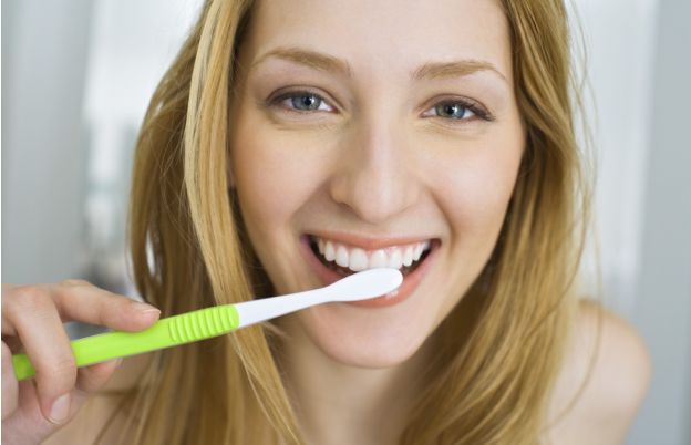 Was man vermeiden und beachten sollte, wenn man Empfindliche Zähne hat