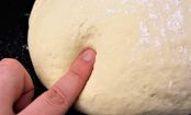 Pizza aus der Pfanne