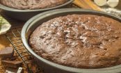 Klebt der Kuchen wieder mal an der Backform? Mit diesem Trick nicht mehr!