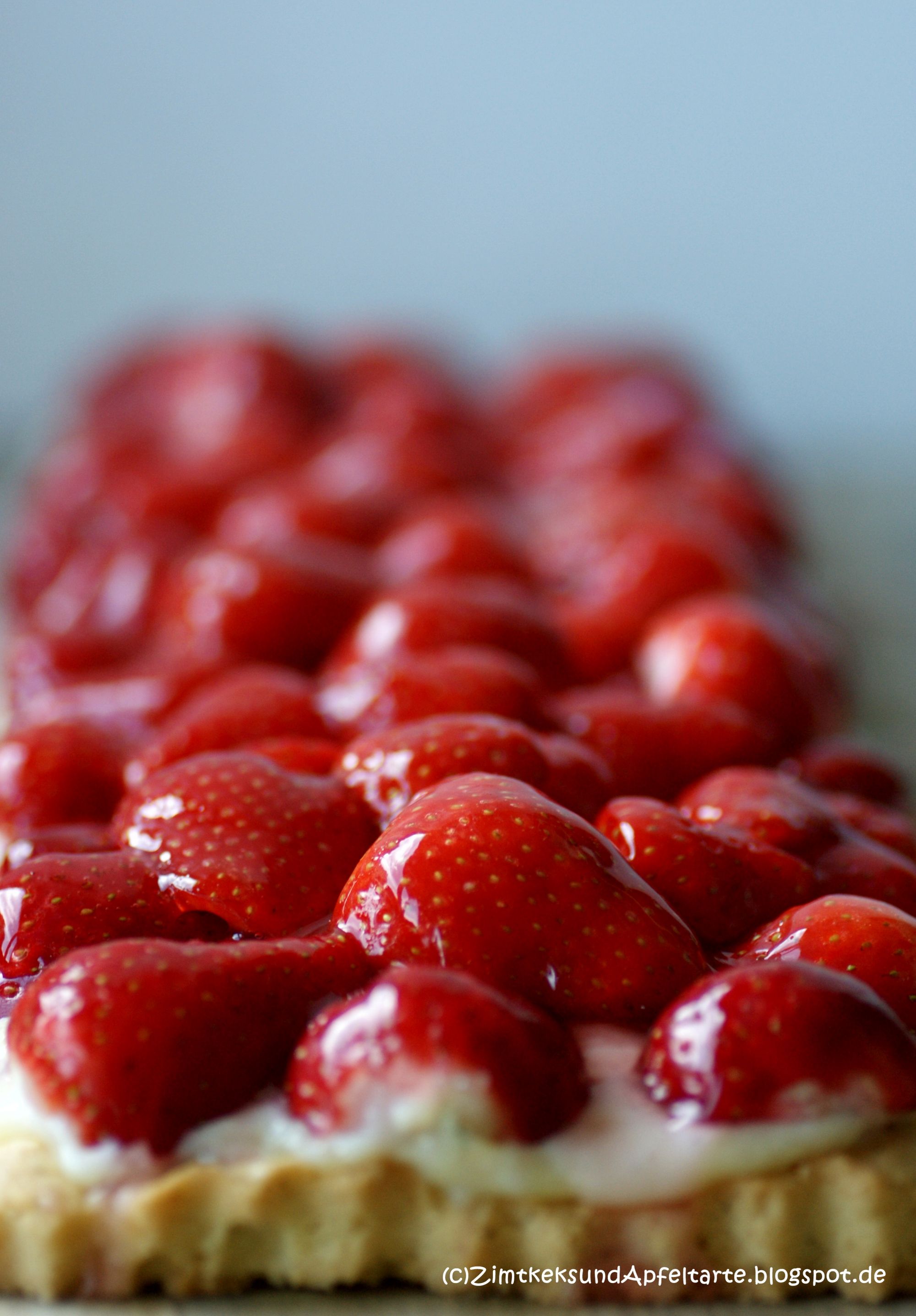 Erdbeertorte mit Vanillecreme (3.5/5)