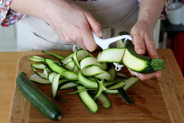 Zucchini schneiden