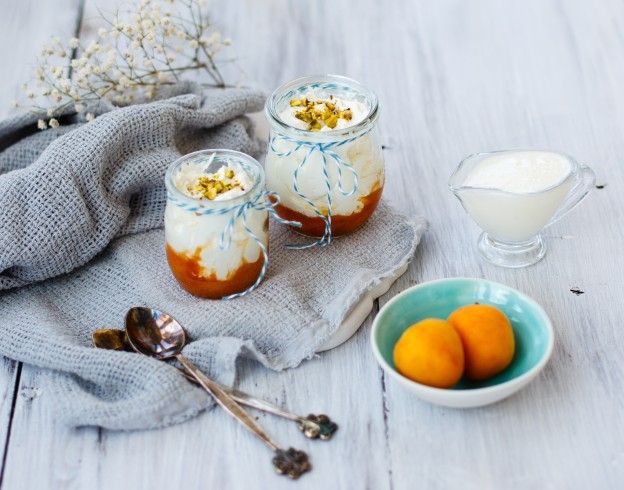 Pannacotta mit Aprikosen ohne Sahne und Milch