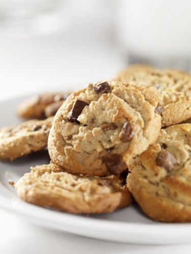 Cookies mit Schokoladenstückchen und Erdnussbutter