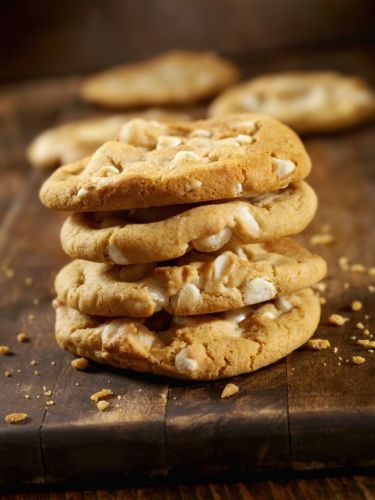 Cookies mit weißer Schokolade und Macadamianüssen