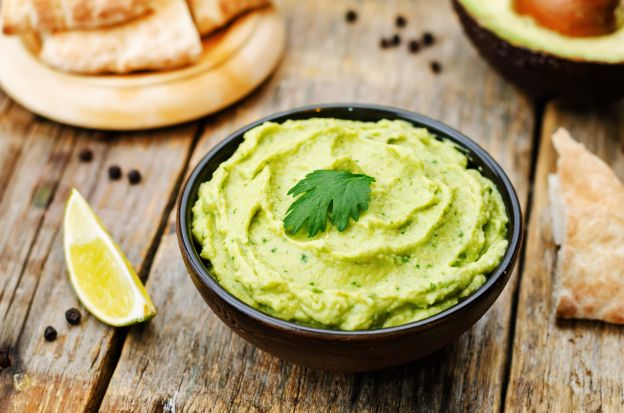 Grüner Hummus