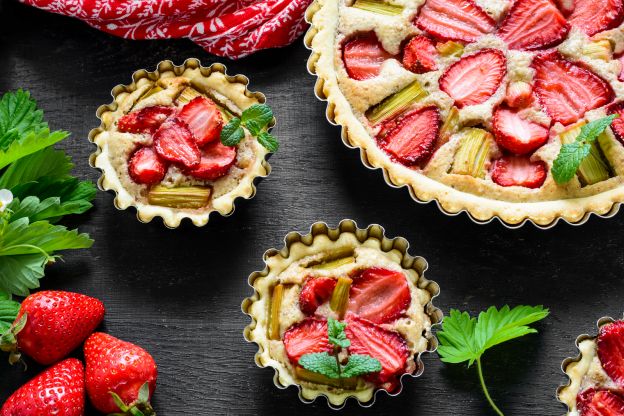 Erdbeer-Rhabarber-Tartelettes