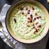 Avocado-Smoothie-Bowl mit Granaftapfel und Cashew-Creme