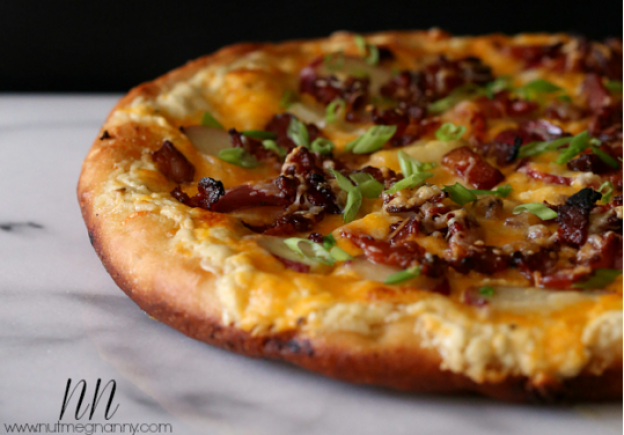 81. Pizza mit gebackenen Kartoffeln