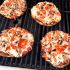 Einfache gegrillte Pita Pizza