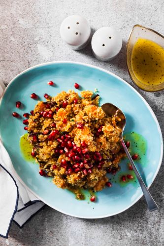 Quinoa-Salat mit Granatapfel