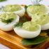 Gefüllte Eier mit Avocado