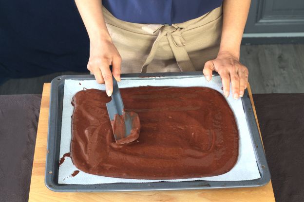 Zubereitung des Schokoladenbiskuits