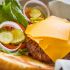 10. Belegt den Burger richtig