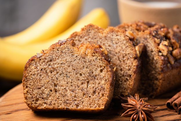 Bananenbrot mit Hafermehl und Walnüssen