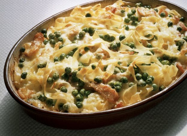 2. Tag: Spaghetti-Auflauf mit Pesto, Pinienkernen und Parmesan