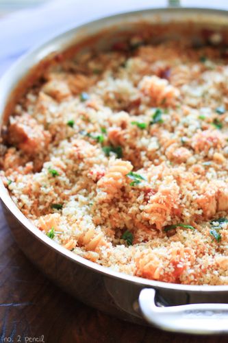 ONE POT: Nudeln mit Hähnchen und Parmesan
